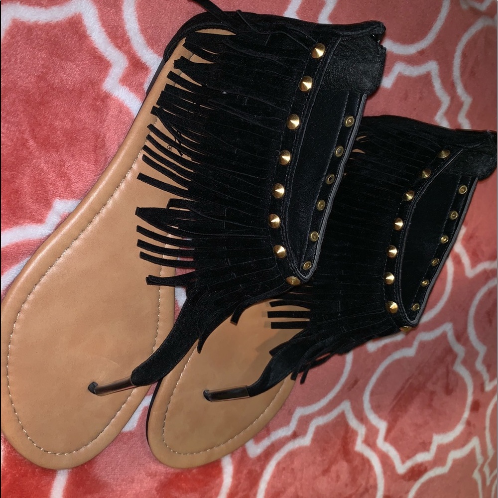 Wet seal sandals fringe